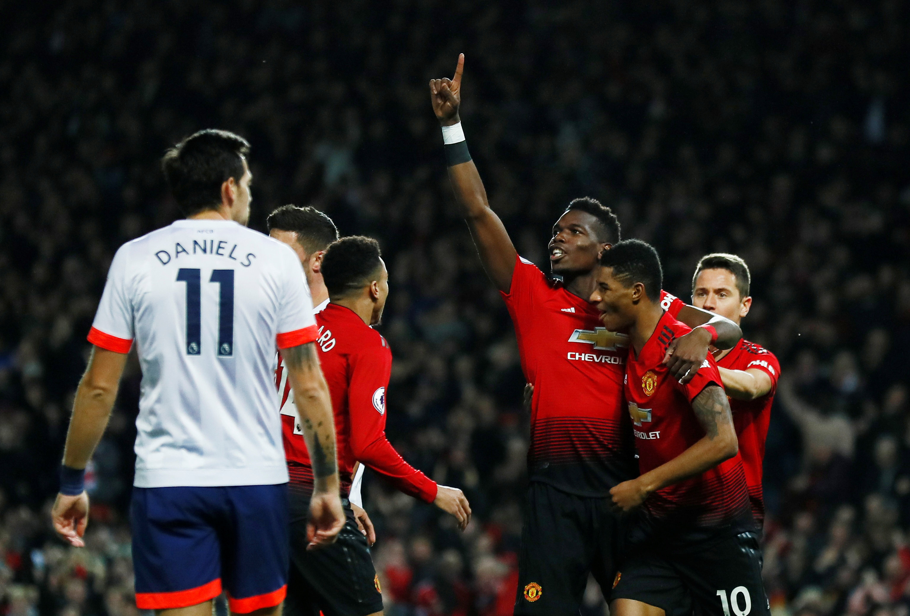 也在比赛中 也在比赛中